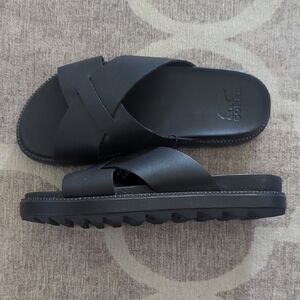 Sorel Black Criss-Cross Slide Sandals